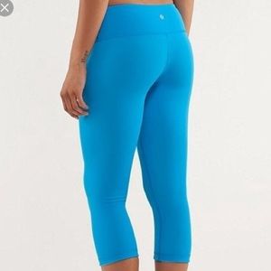 Lululemon crop wunder under reversible sz 8